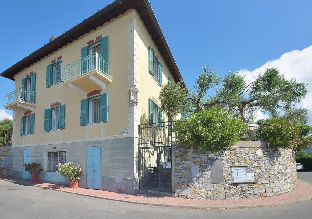 Andromeda Flexyrent Apartment Rapallo