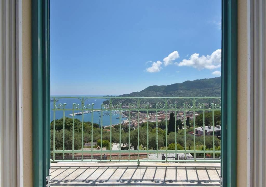 Andromeda Flexyrent Apartment Rapallo